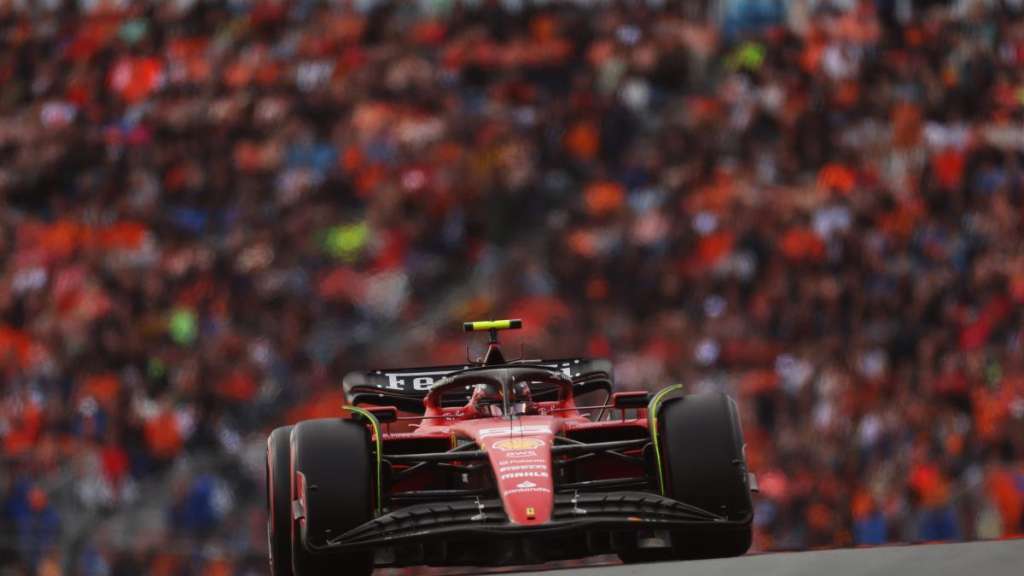 Ferrari se ubica quinto en la clasificación general. Uno de sus pilotos, Carlos Sainz, también fue quinto en el último Gran Premio corrido en Países Bajos.
