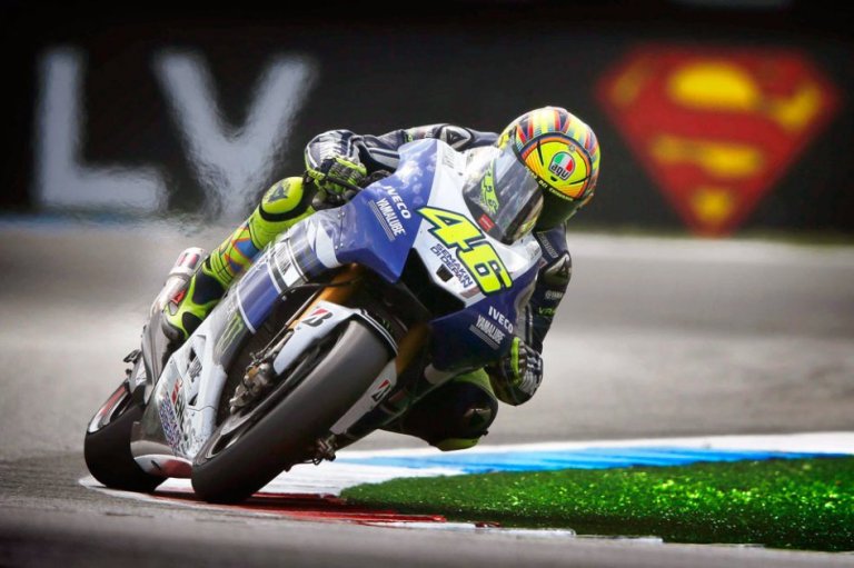 Tras dos años sin victorias, Valentino Rossi ganó el Gran Premio de Holanda
