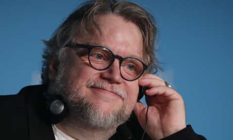 Guillermo del Toro: “Necesitamos comida, medicina e historias”