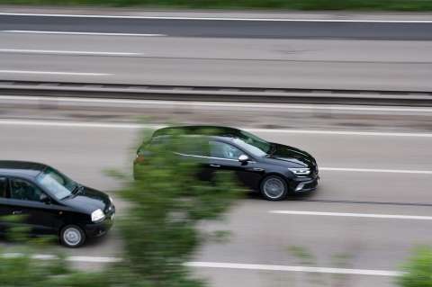 El país donde decomisarán los carros con los que excedan los límites de velocidad