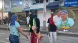 Vendedora informal que se enfrentó a encapuchados es condecorada en el Concejo de Bogotá